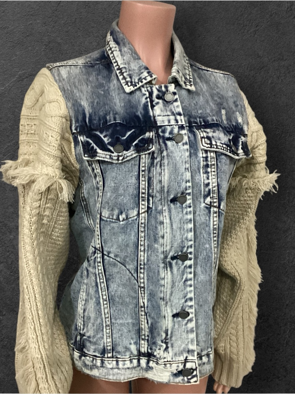 Blank NYC NWT ACID Wash Distressed Denim Cable Knit Frayed Jacket Medium